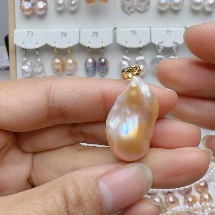 颈饰淡水珍珠未镶嵌