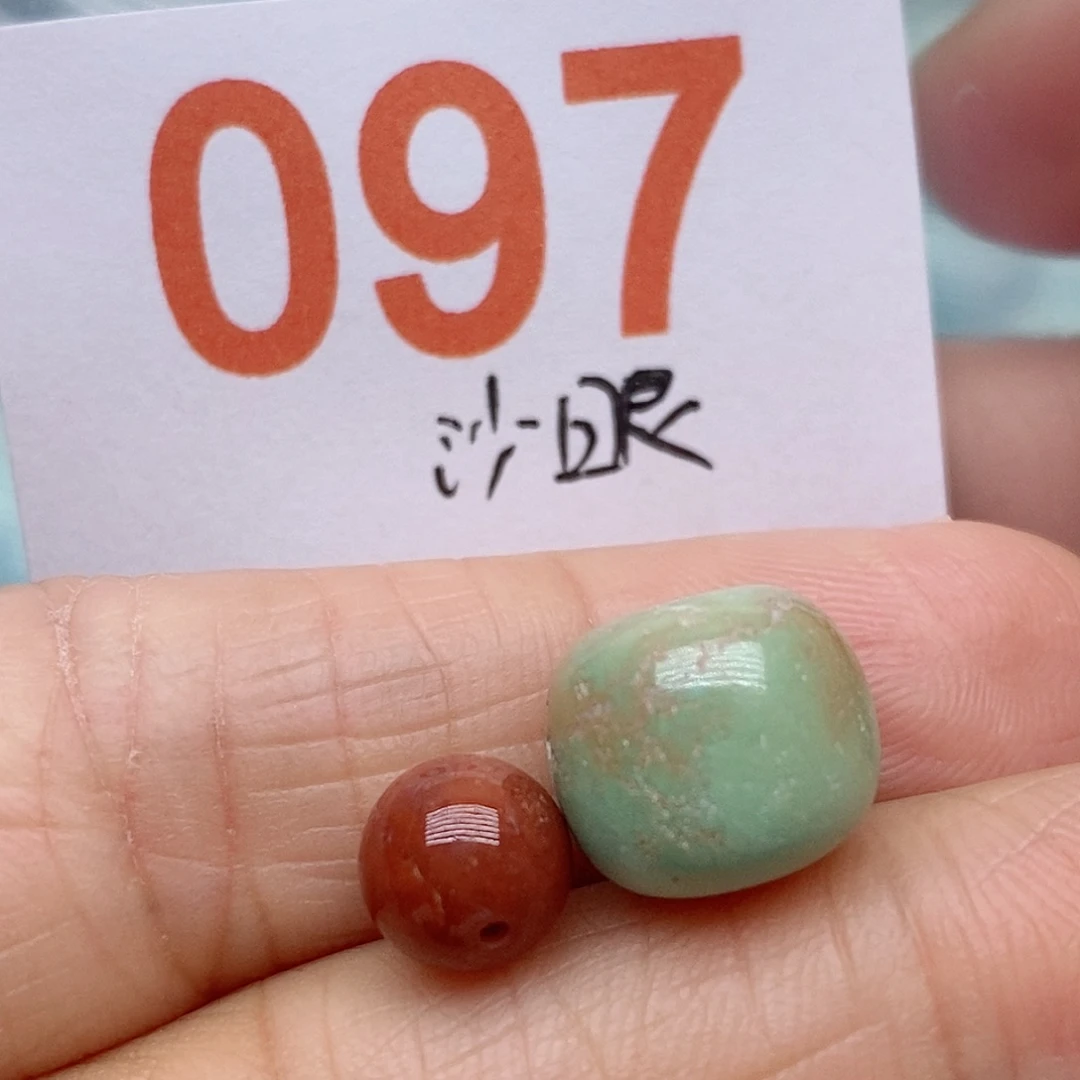 未镶嵌南红玛瑙珠宝奇石
