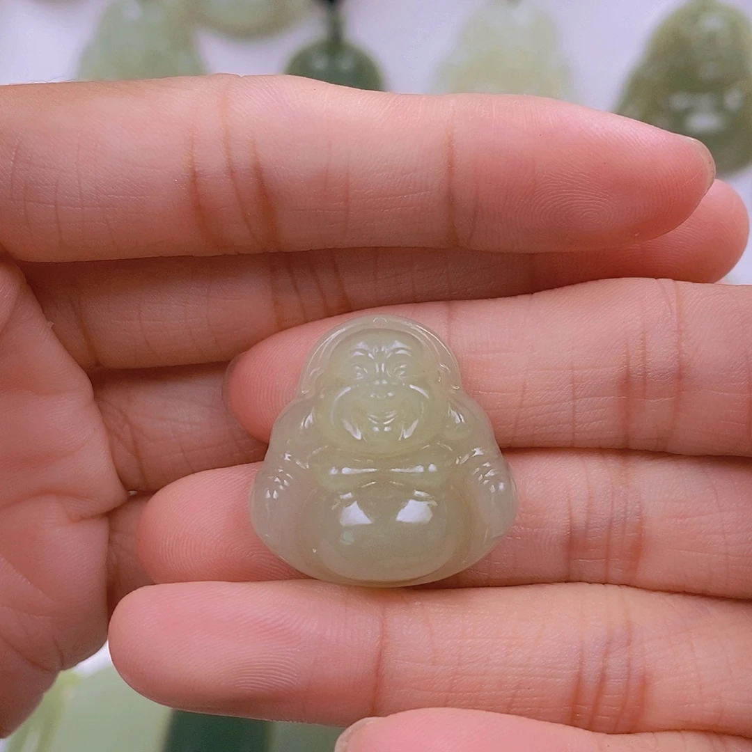 张***毛和田玉未镶嵌挂件