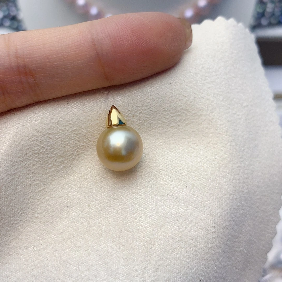 18K金镶嵌海水珍珠颈饰W79