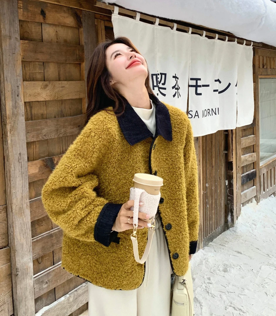 【新款+运费险】撞色拼接翻领仿皮毛一体加厚外套冬季时尚百搭