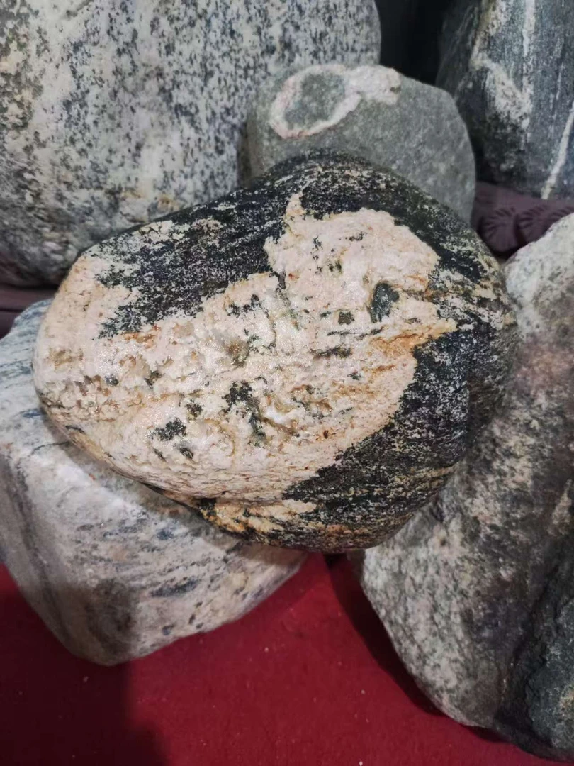 平安石靠山石原石摆件（图片仅供参考，以直播间实物为准，一物一拍）