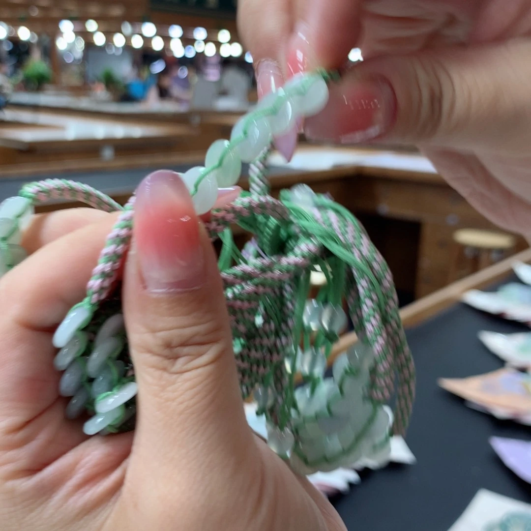 未镶嵌手链翡翠多样性发一