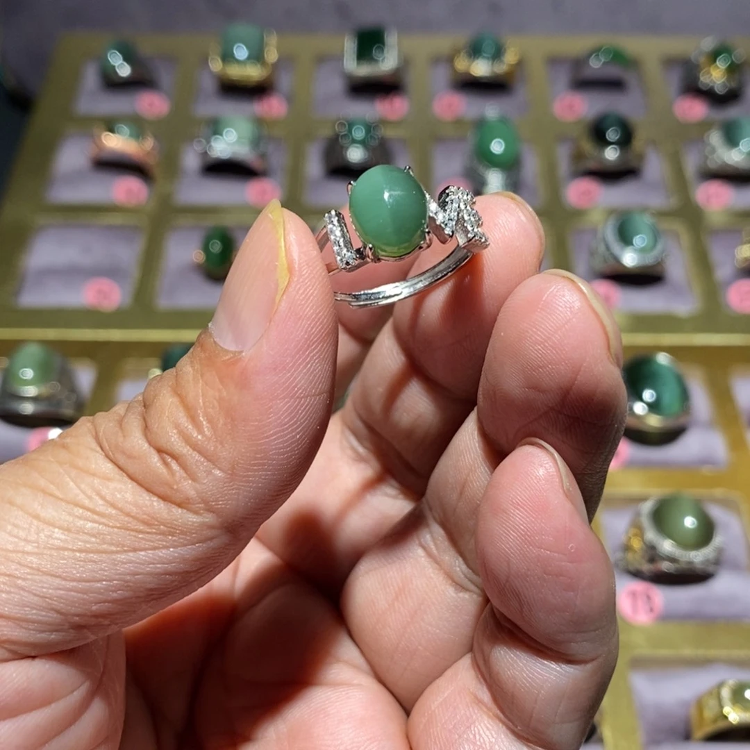 和田玉（碧玉）戒指未镶嵌