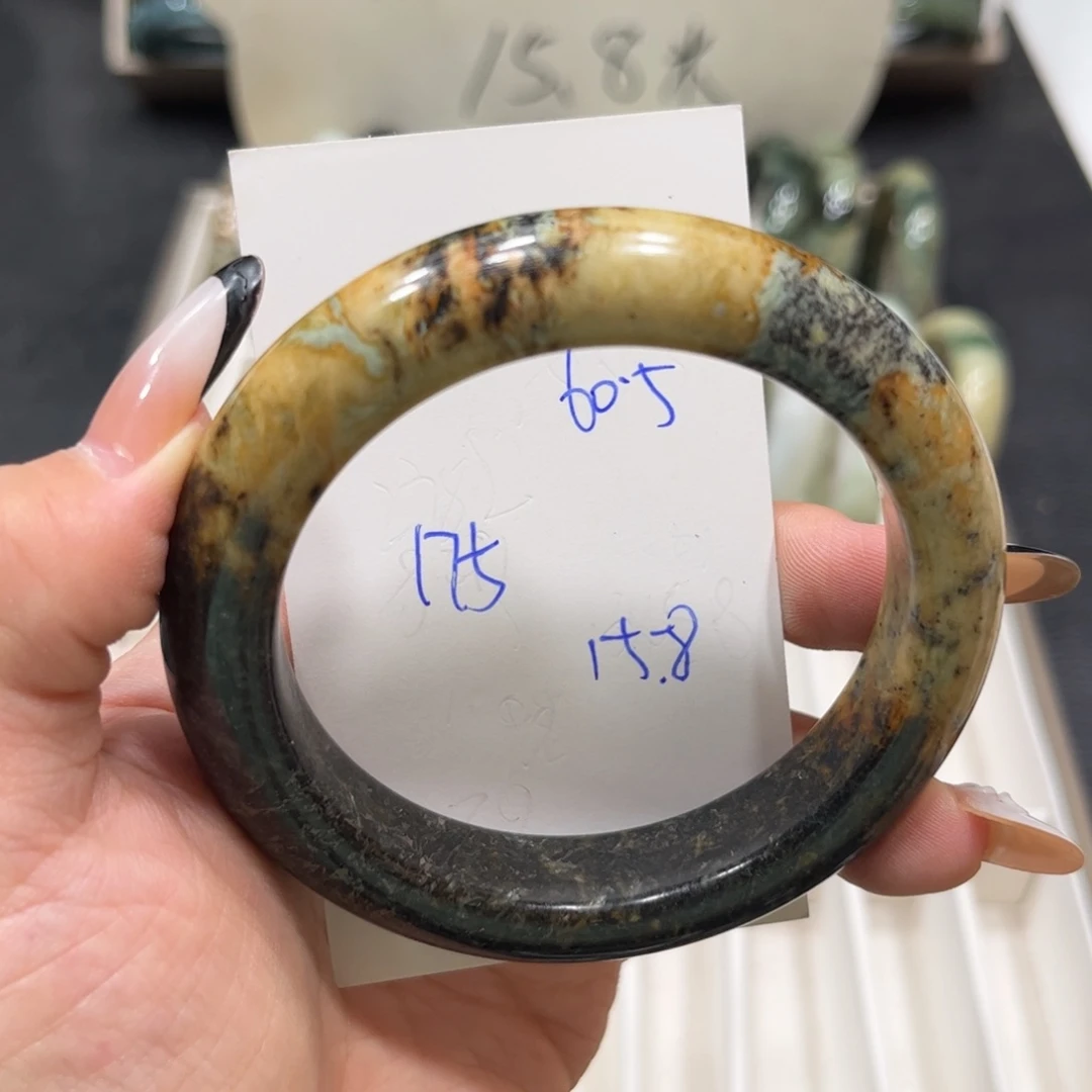 未镶嵌蛇纹石玉手镯