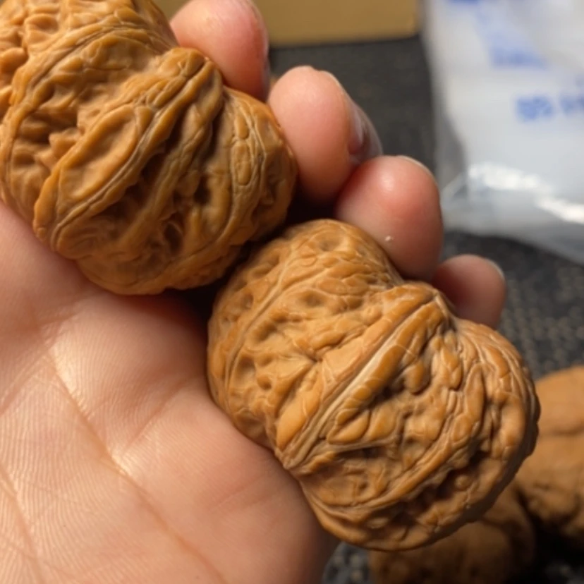 【闪购商品】文玩核桃吊坠致*远元宝