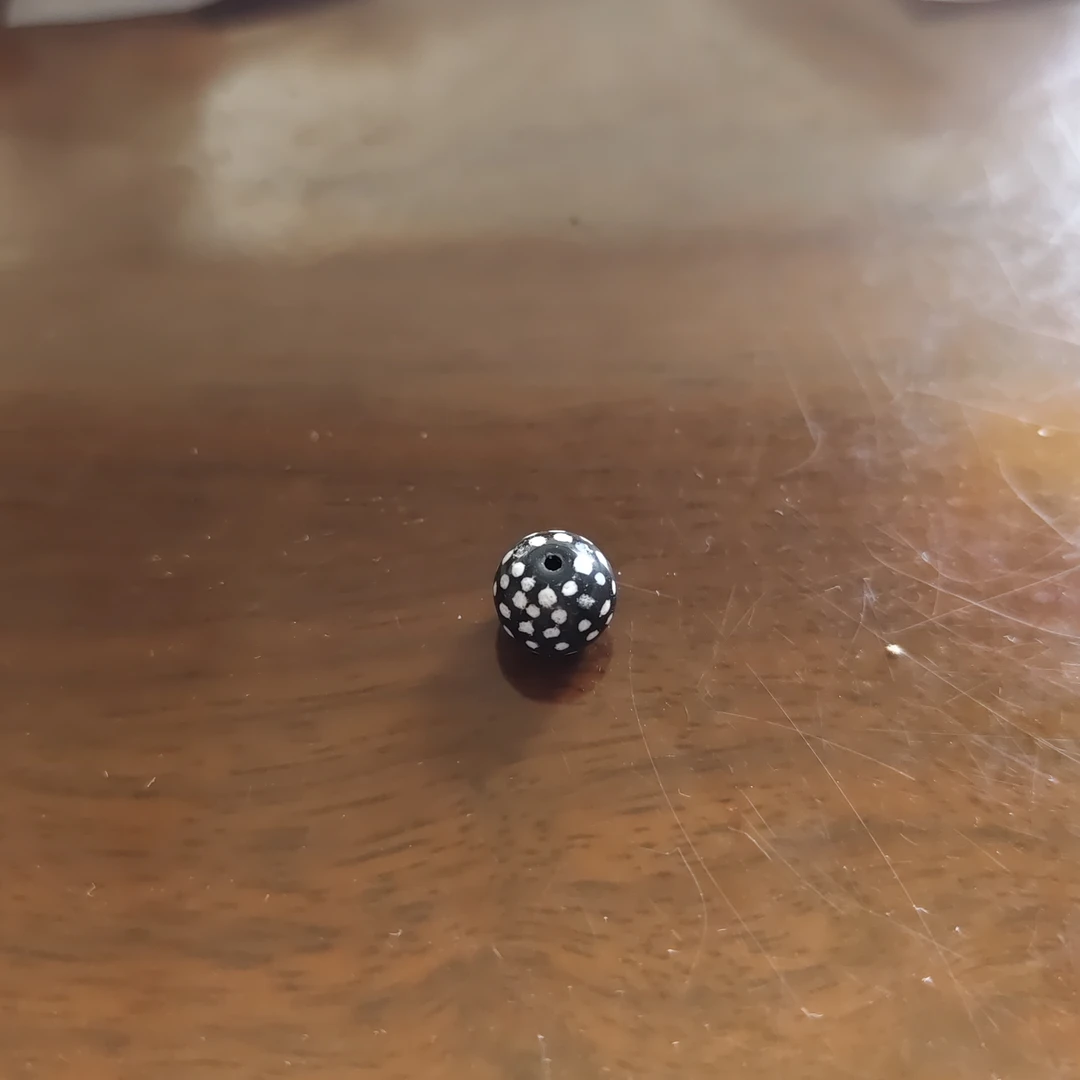 藏地密码,藏式珠子203