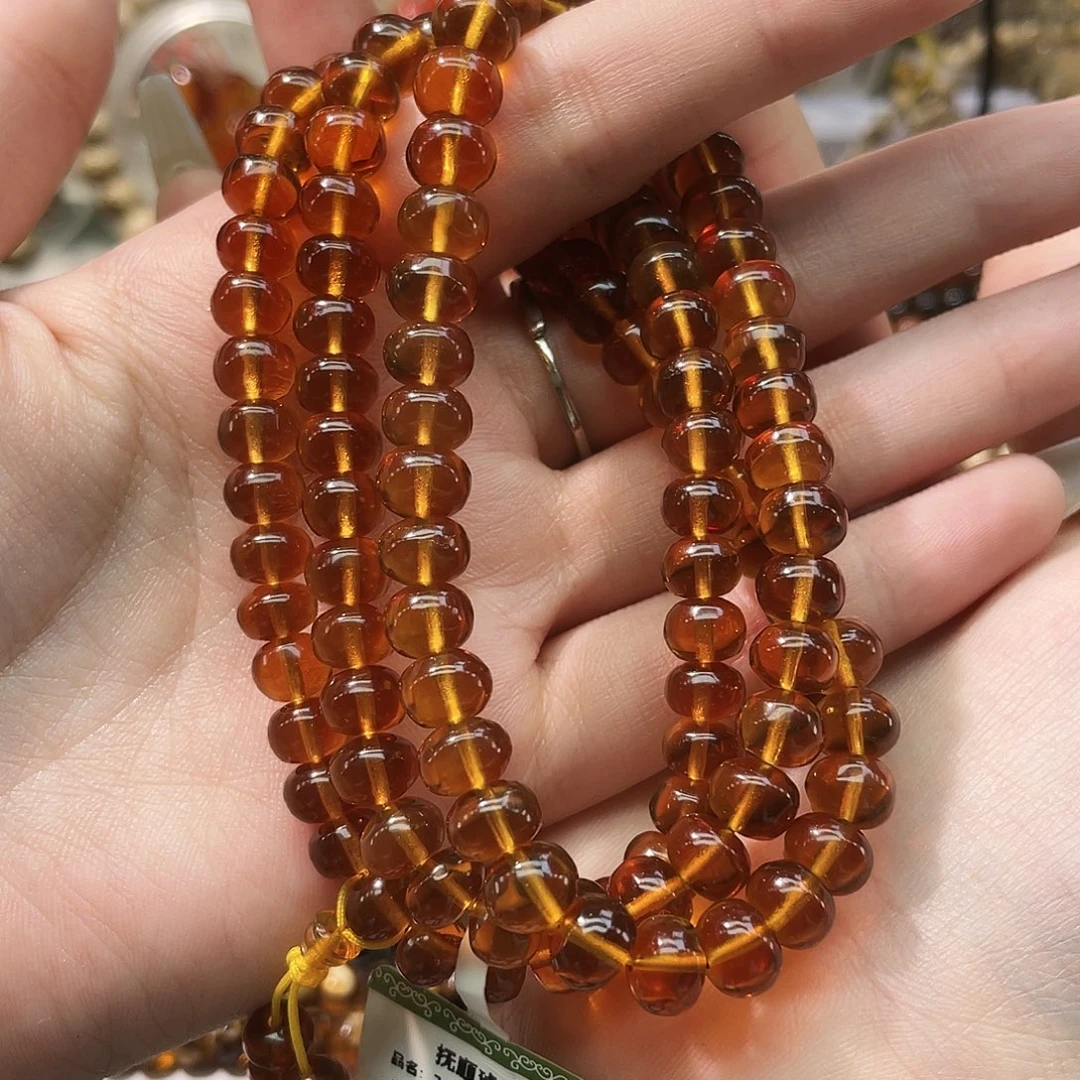 琥珀未镶嵌裸石抚顺琥珀7豆油红