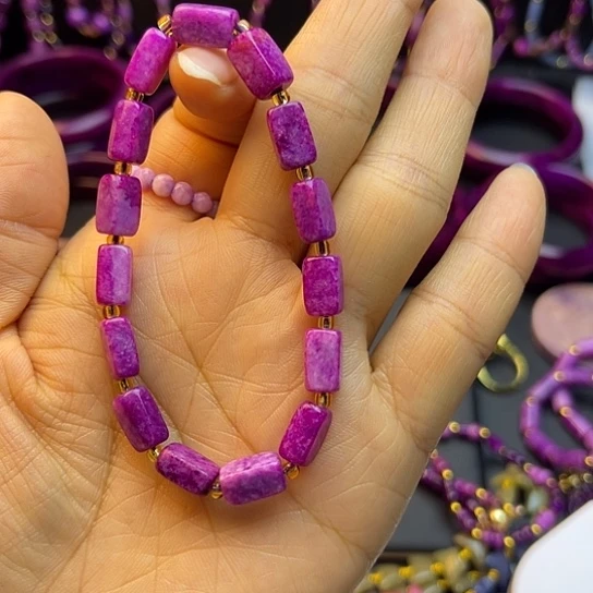 刘***霞非金属方糖手串果酱紫