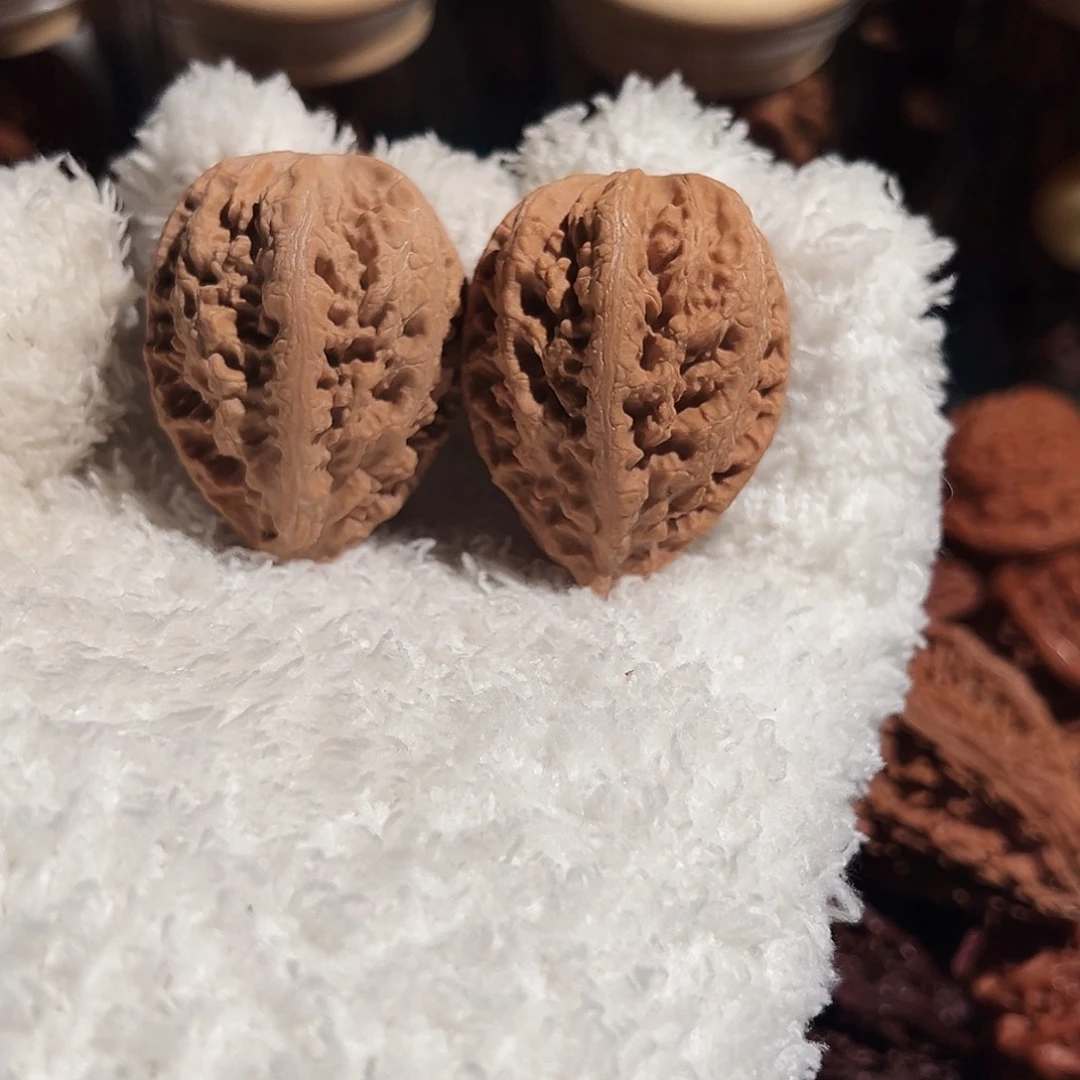 文玩核桃吊坠藏金塔