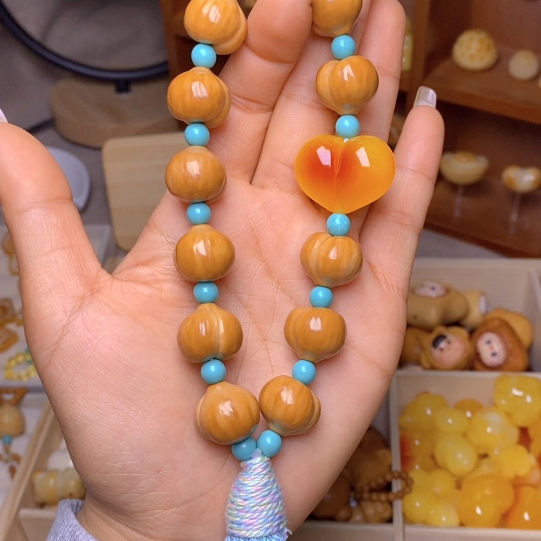 吊坠猴头核桃妙语连珠手持