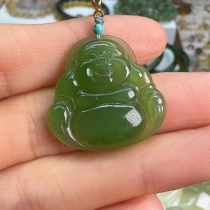 颈饰未镶嵌和田玉（碧玉）
