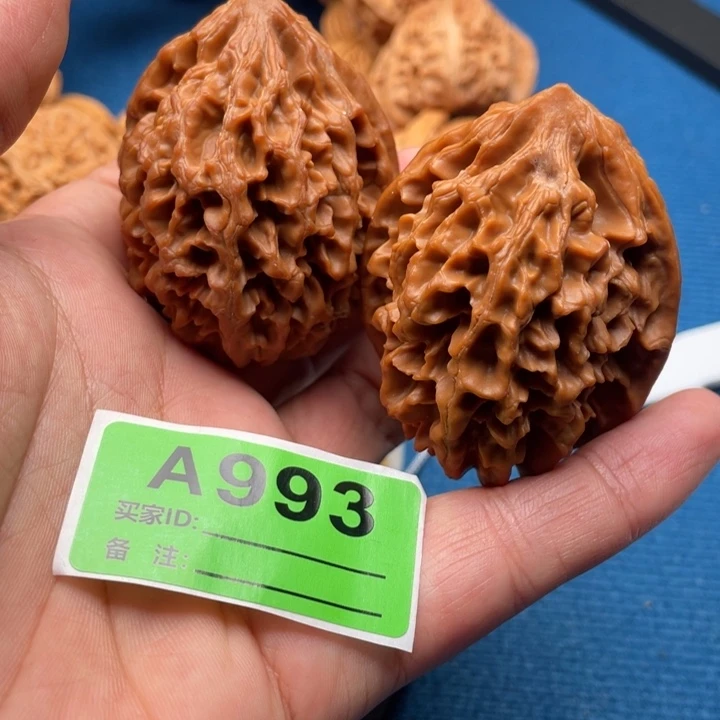 文玩核桃吊坠核桃
