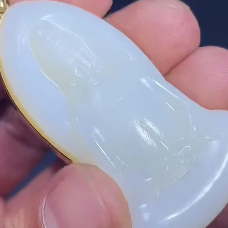 和田玉12.15 HX拍一发一