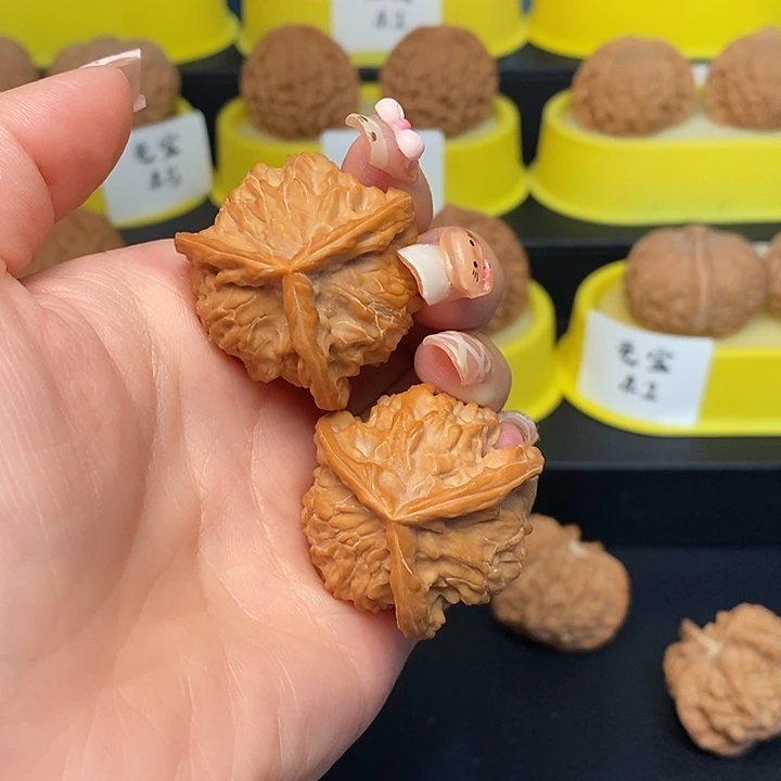 吊坠文玩核桃三愣