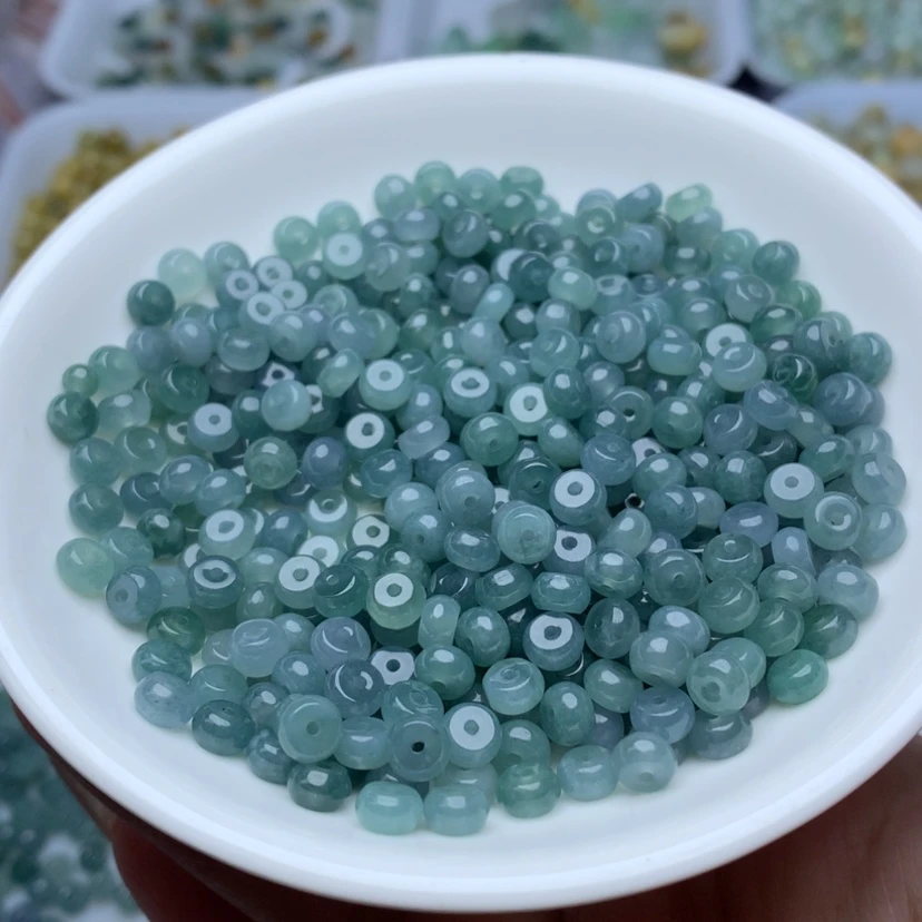 【闪购商品】翡翠手链未镶嵌卡3乘5.5冰蓝水算盘60颗