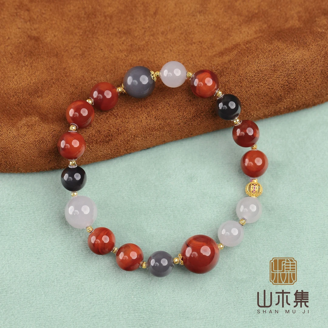 【烟火迎春】（18K金）火焰南红0.8烟紫和田玉单圈手串￥￥【山木集】