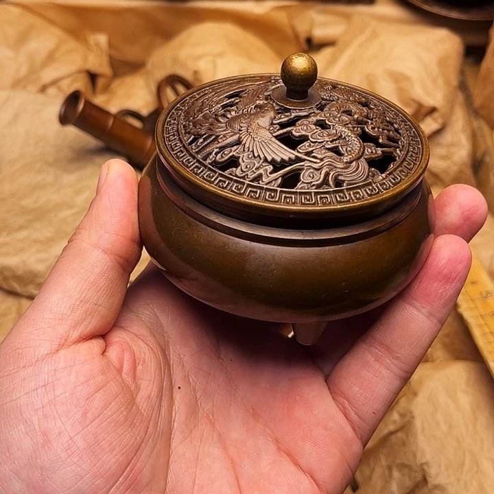 精美铜器做工精湛