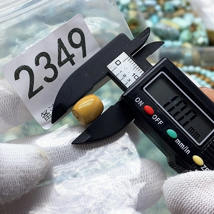 颈饰未镶嵌南红玛瑙