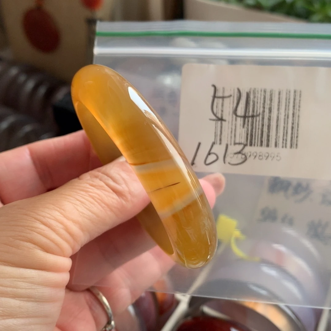 手镯玛瑙/玉髓未镶嵌54