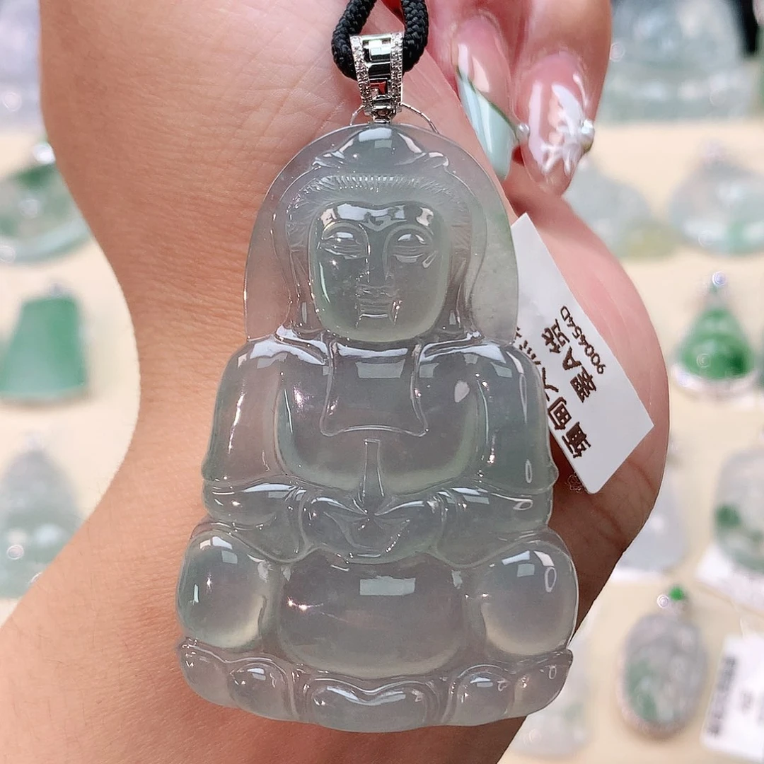 翡翠18K金镶嵌颈饰观音