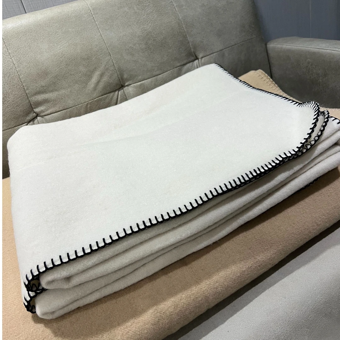 2025年新款出口澳洲尾单原白色全羊毛毯 高品质（（微扎感，不喜欢羊毛质感的慎拍））