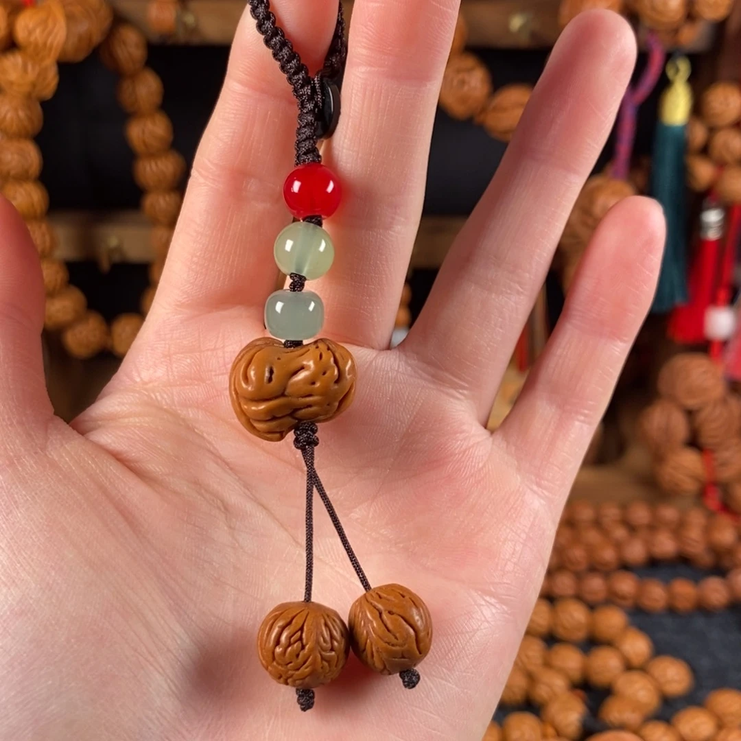 吊坠桃核桃枭挂件