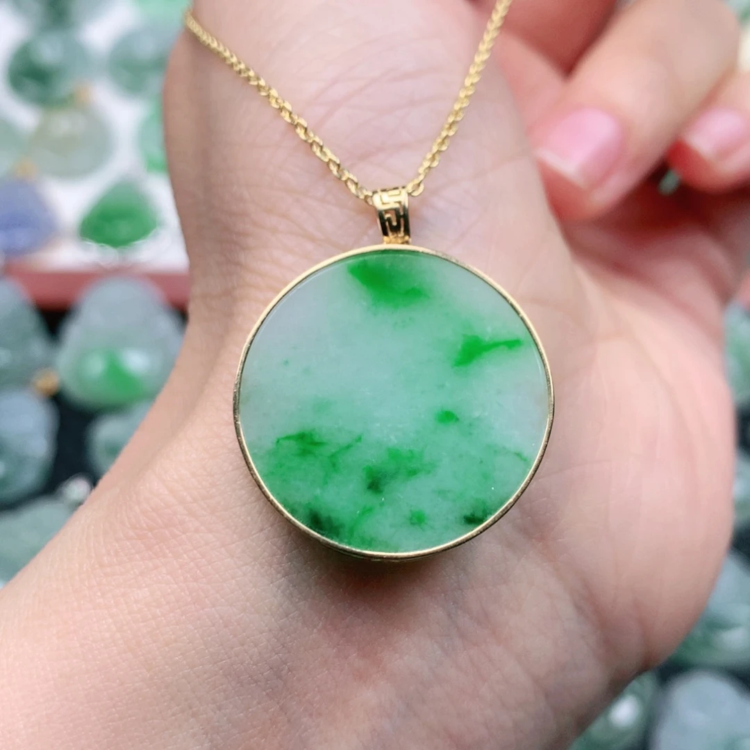 翡翠吊坠(不含链)18K金镶嵌