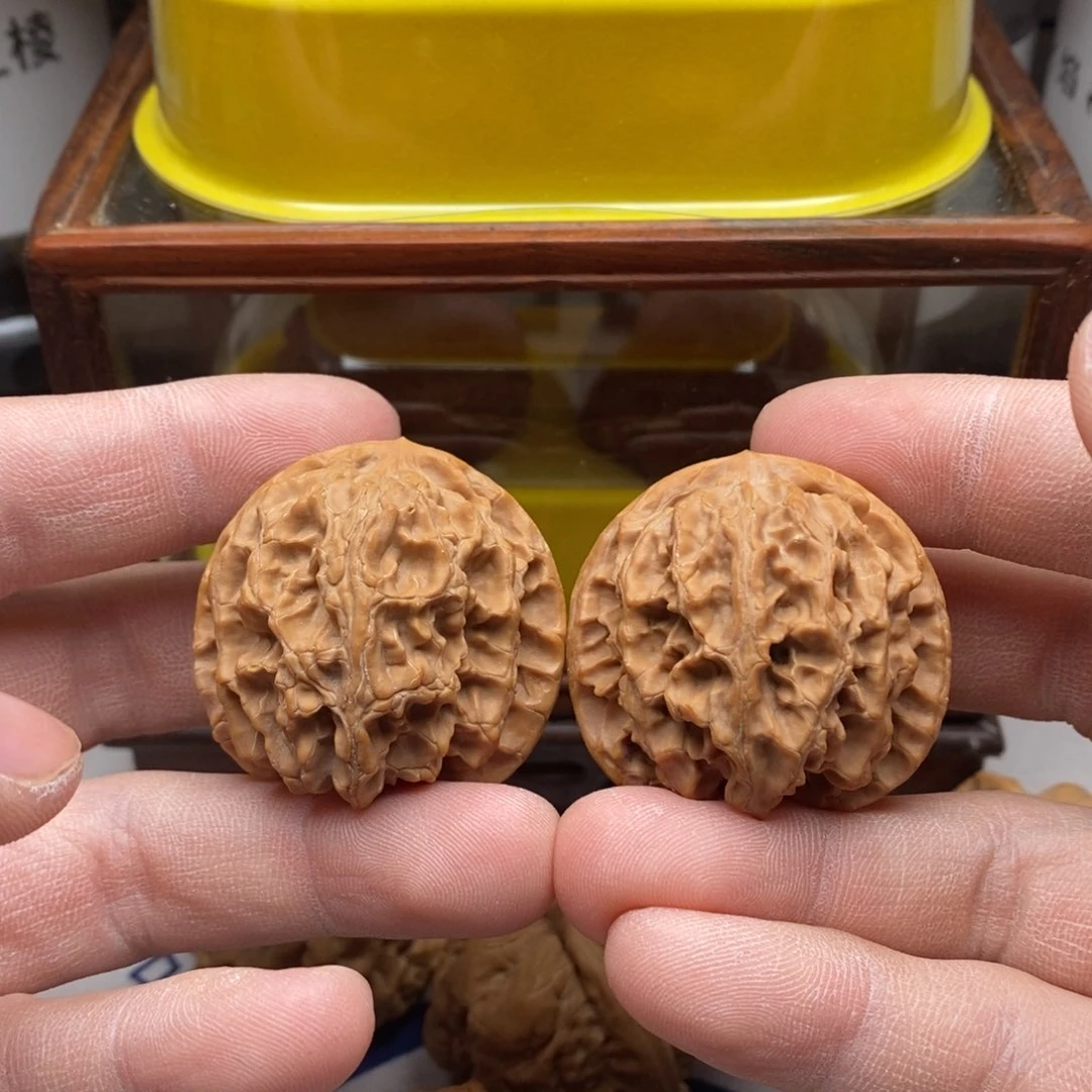 核桃把件三九苹果园