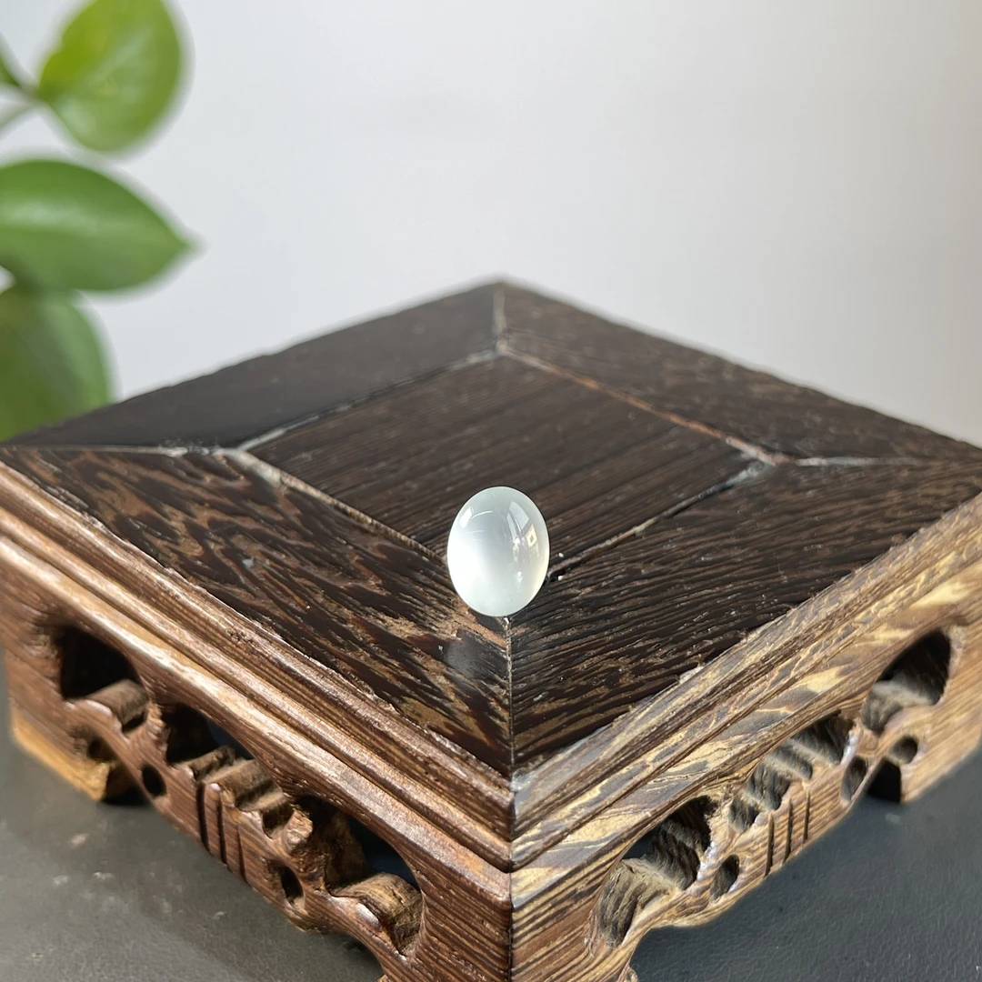 JTW09-154 天然缅甸A货翡翠  翡翠蛋面