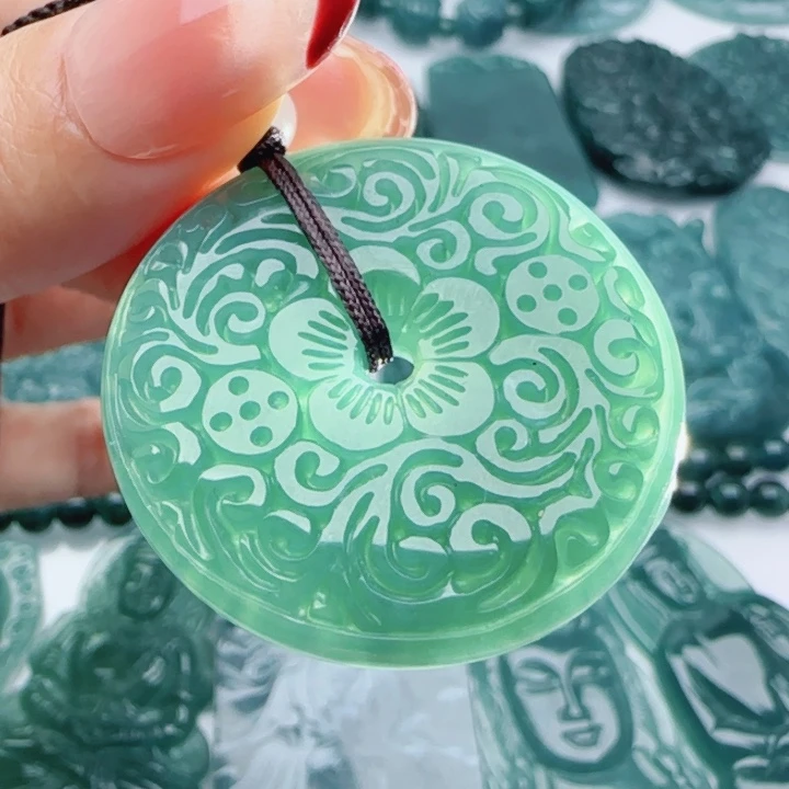 翡翠未镶嵌颈饰多样性发货天然A货翡翠