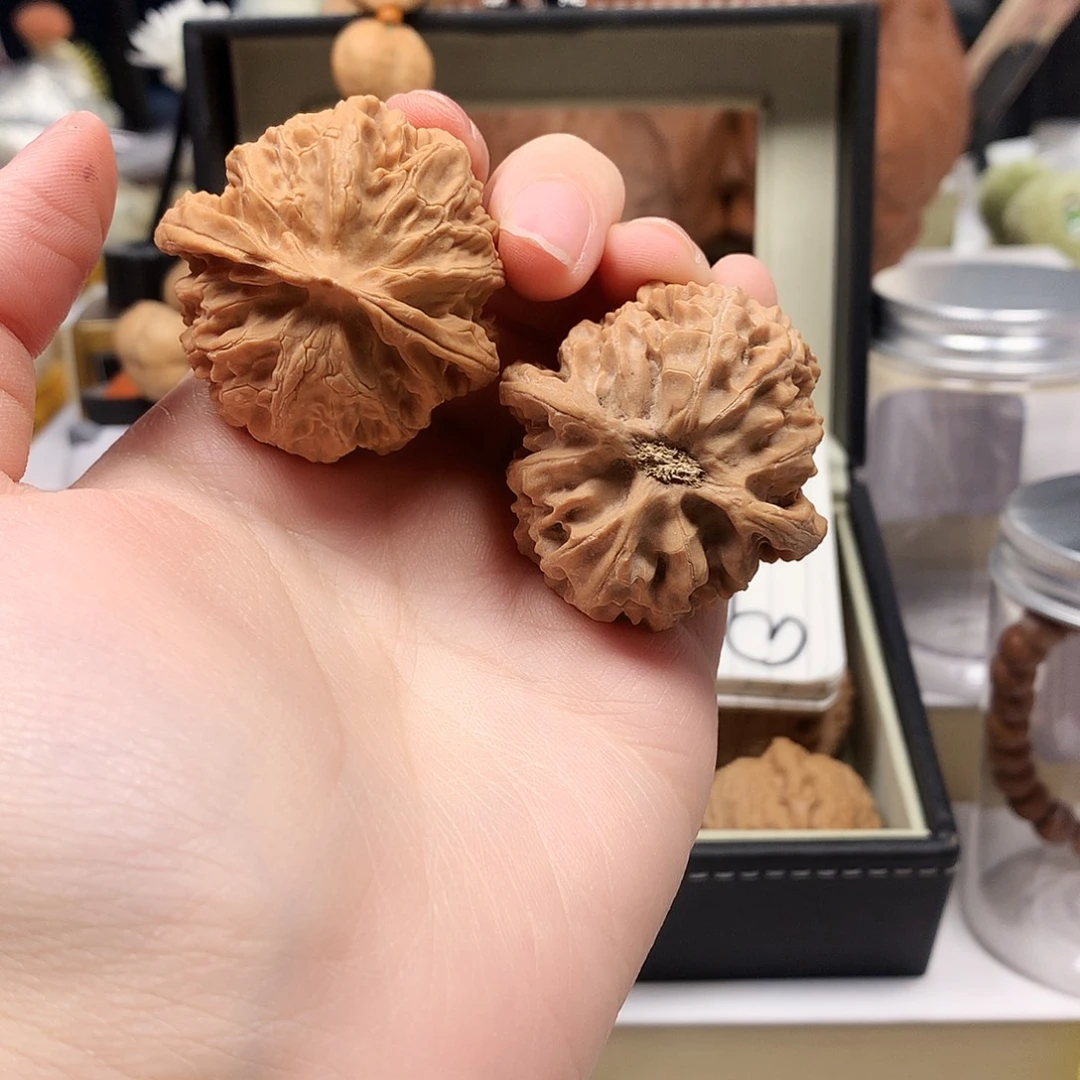 桃核吊坠42尺苹果园