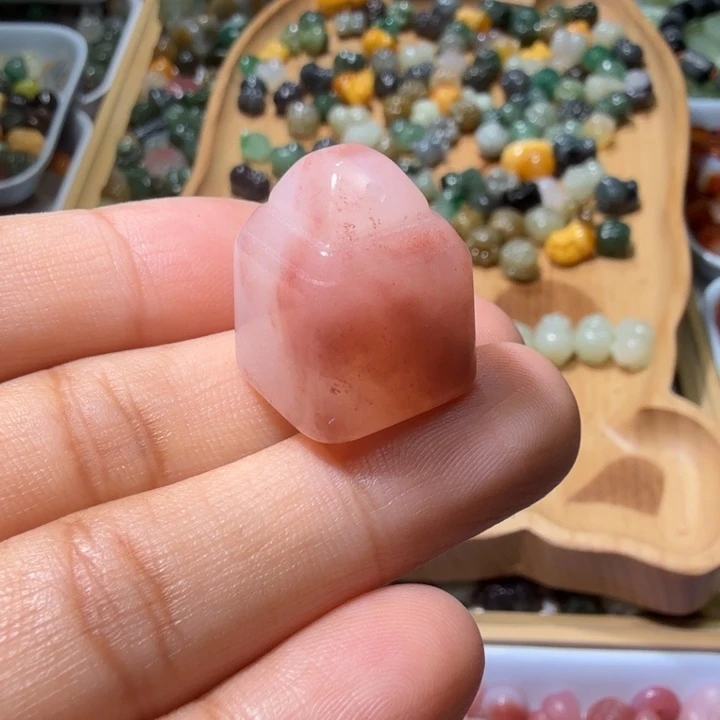 和田玉未镶嵌珠宝半成品