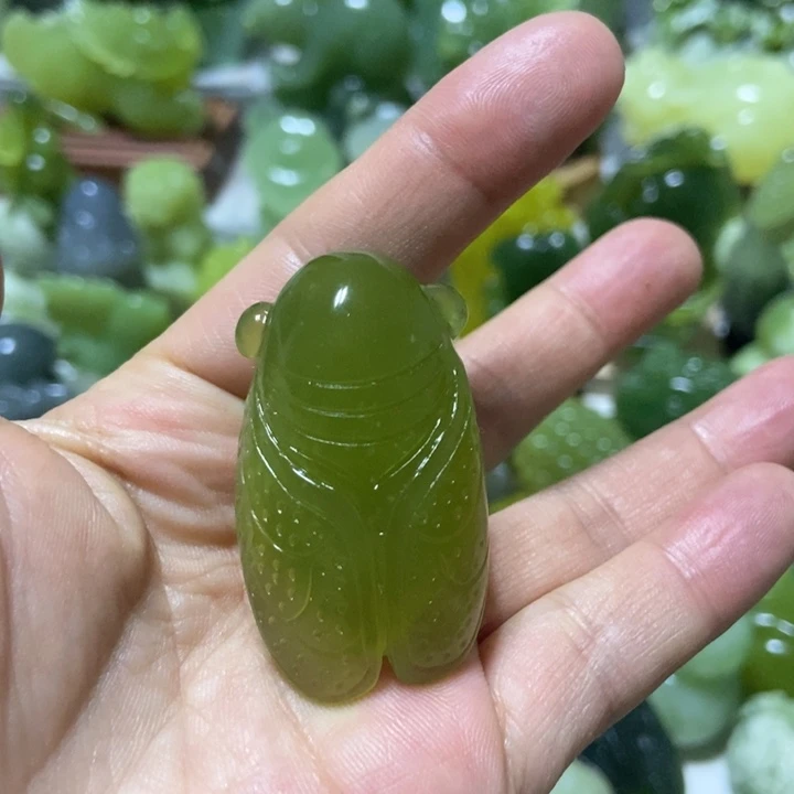 【闪购商品】未镶嵌蛇纹石玉挂件