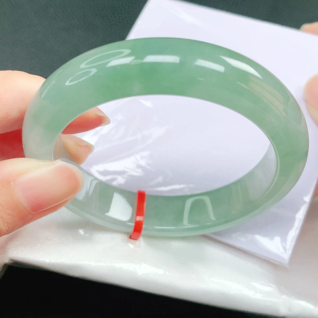 翡翠未镶嵌手镯53圈