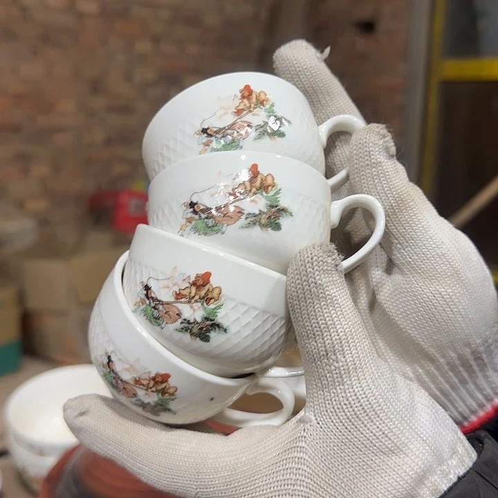 库存微瑕杯四个包邮