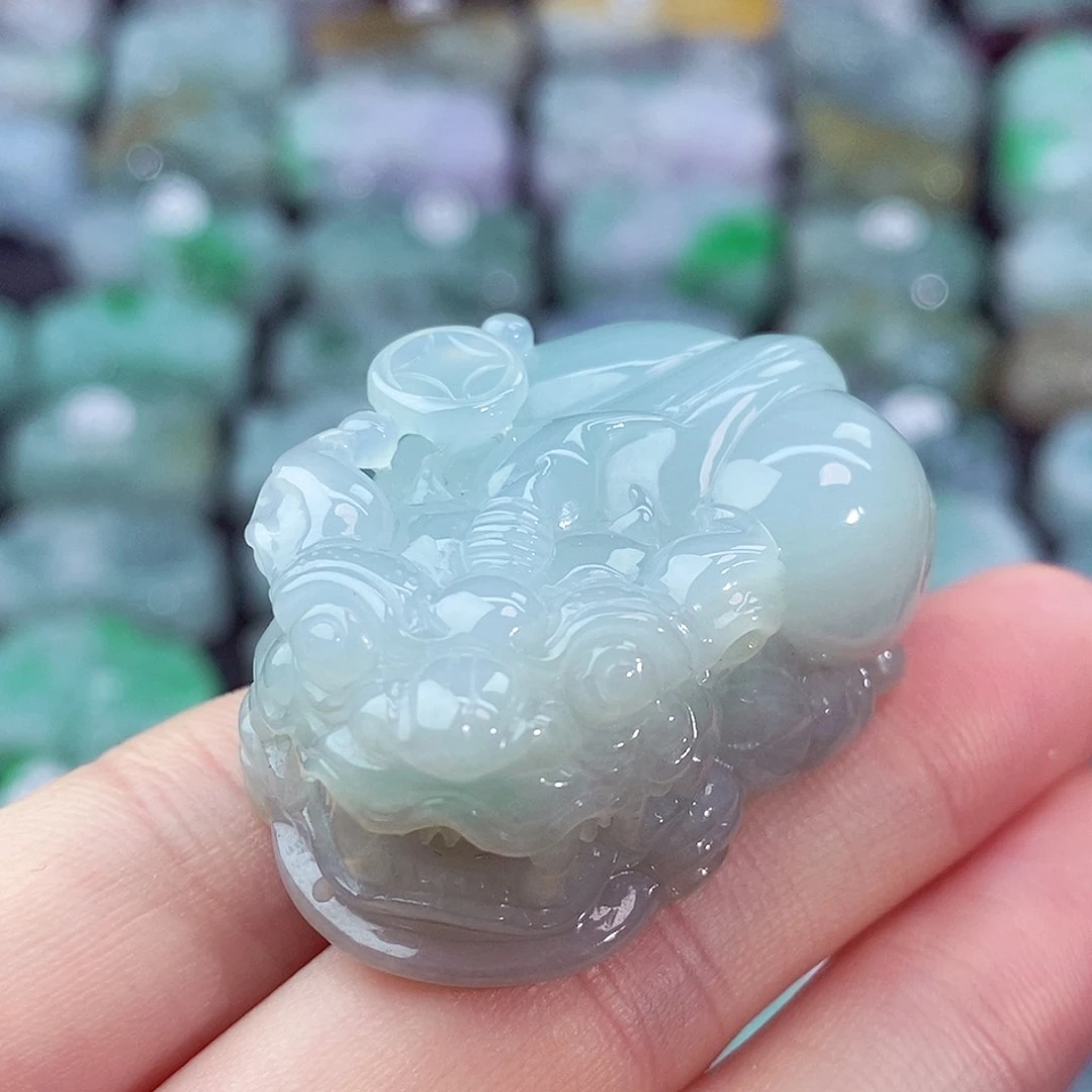 颈饰未镶嵌翡翠天然