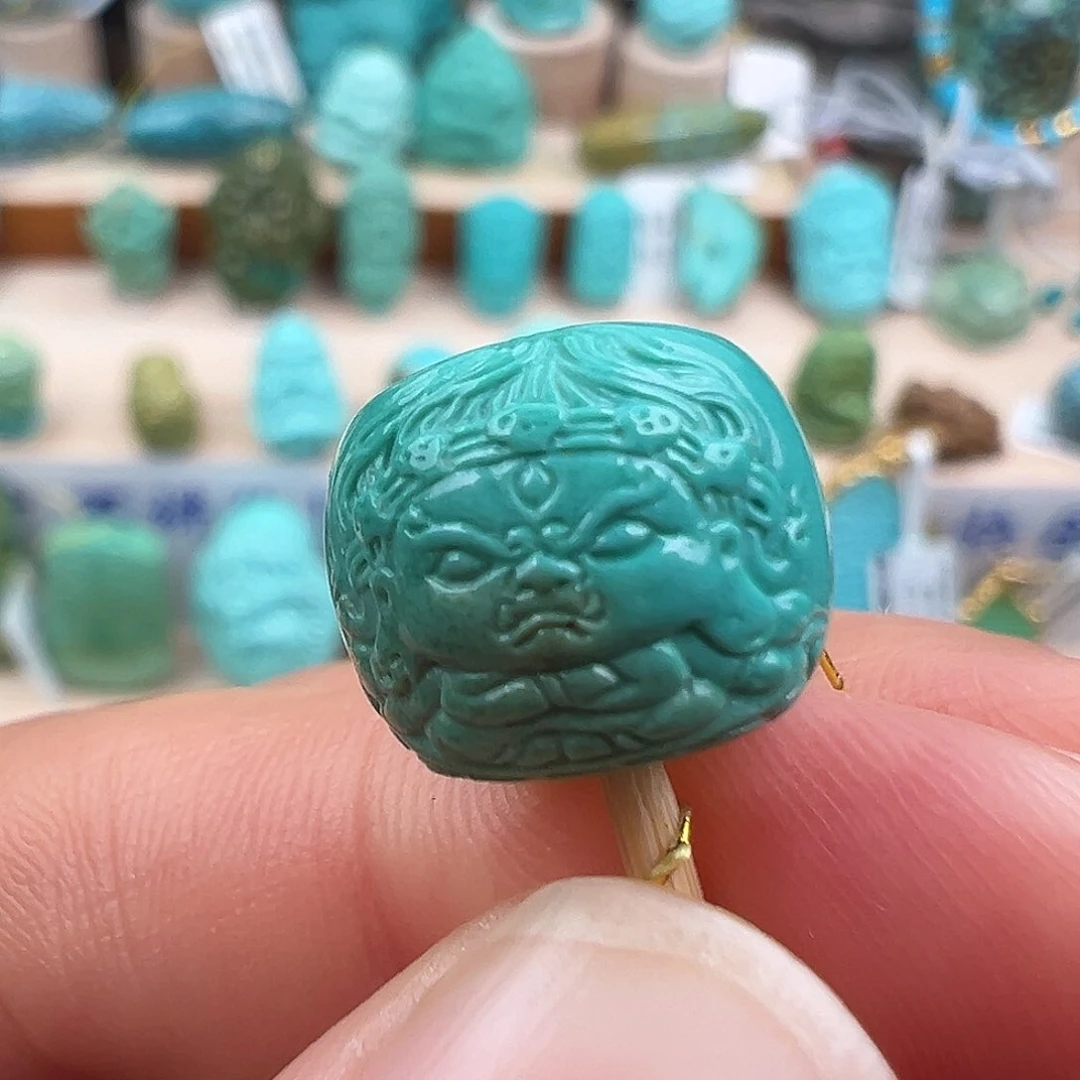 绿松石配饰未镶嵌