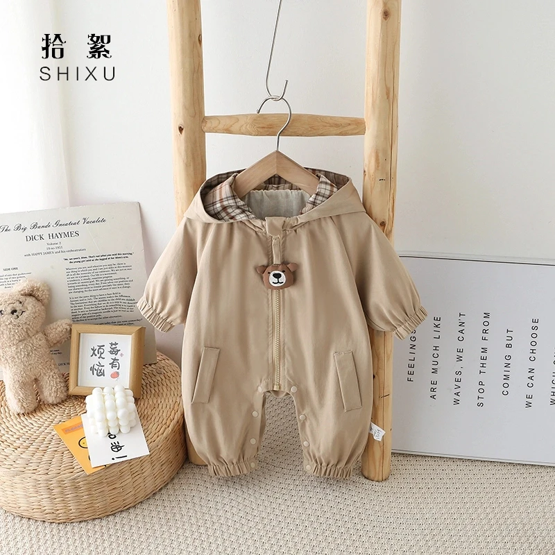 婴儿衣服春装外套男女宝宝双层连体衣可爱哈衣春秋卡通爬服外出服