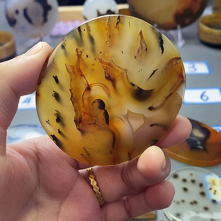 玛瑙/玉髓未镶嵌珠宝半成品94