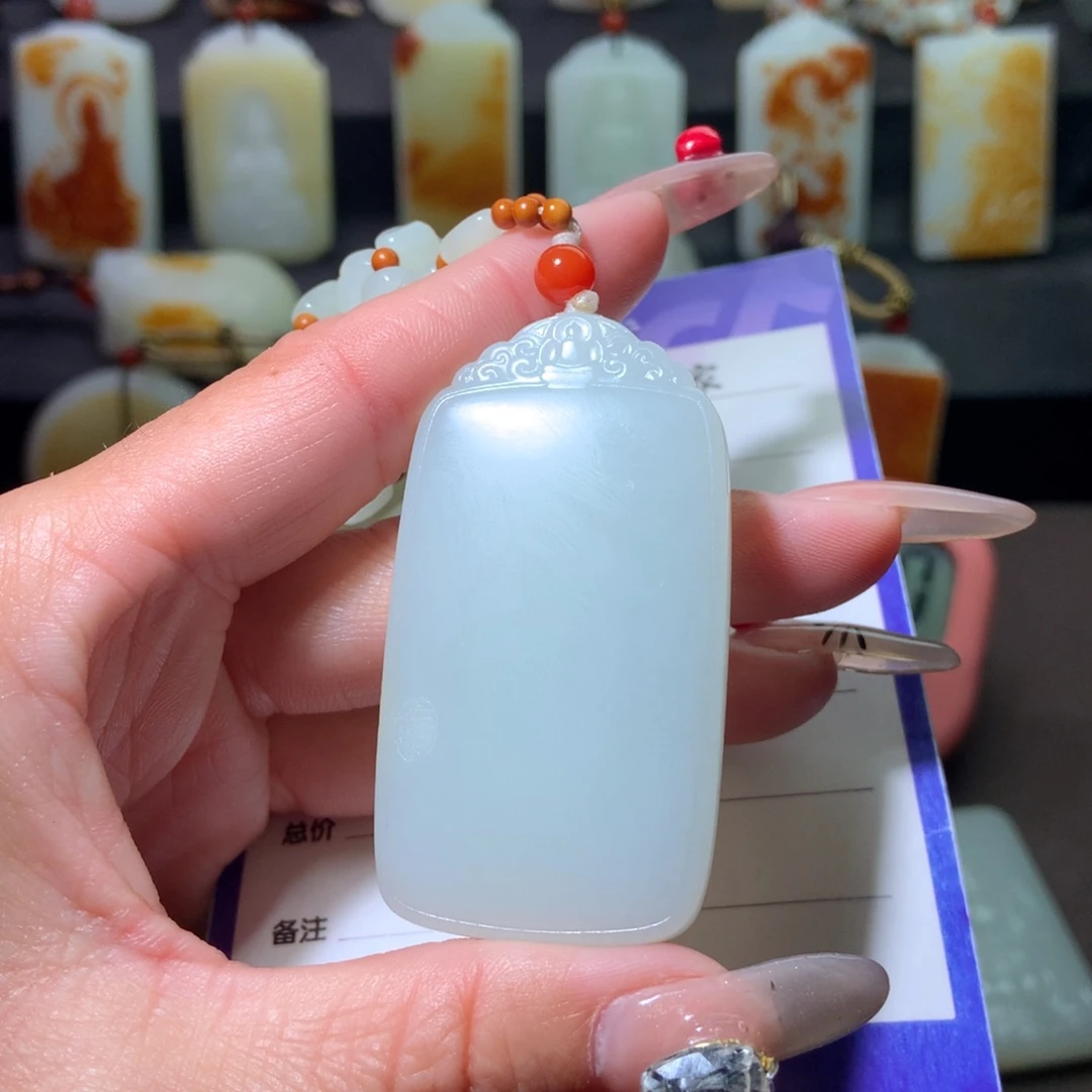 和田玉挂件未镶嵌兮