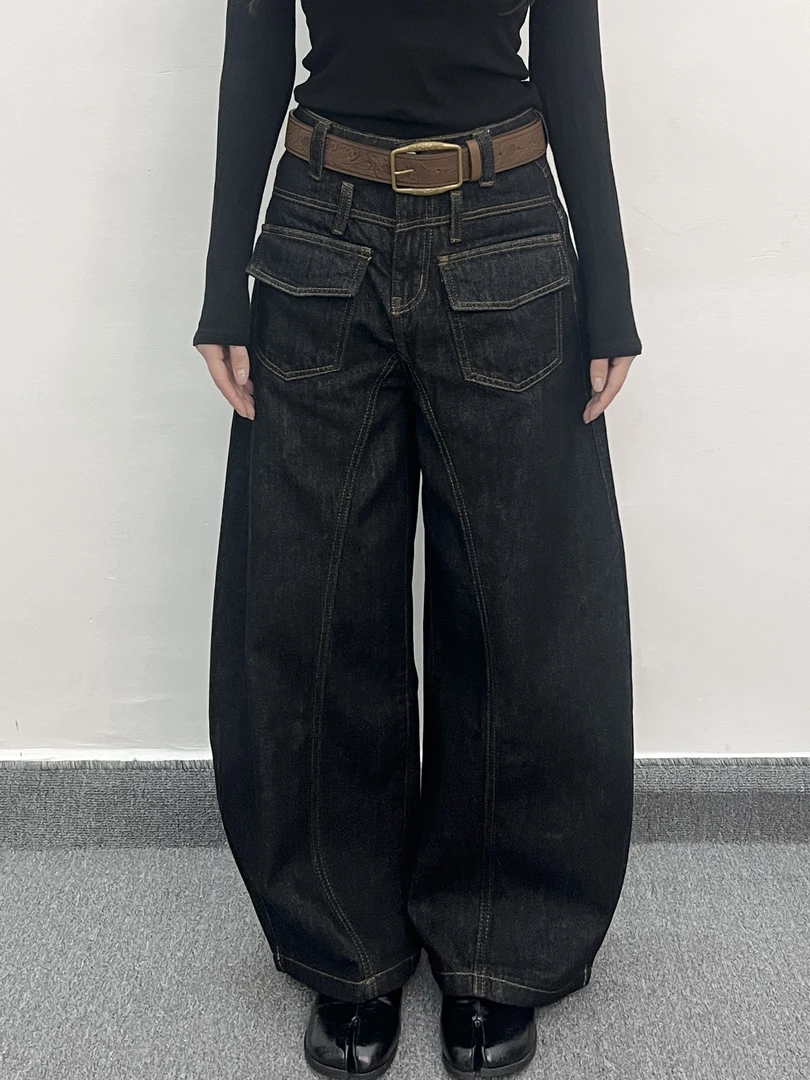 万兔的One小众设计反穿口袋弯刀牛仔裤男女宽松阔腿百搭情侣裤子