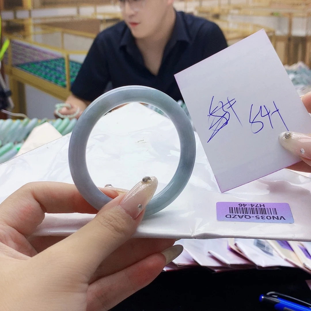 翡翠手镯未镶嵌00876665