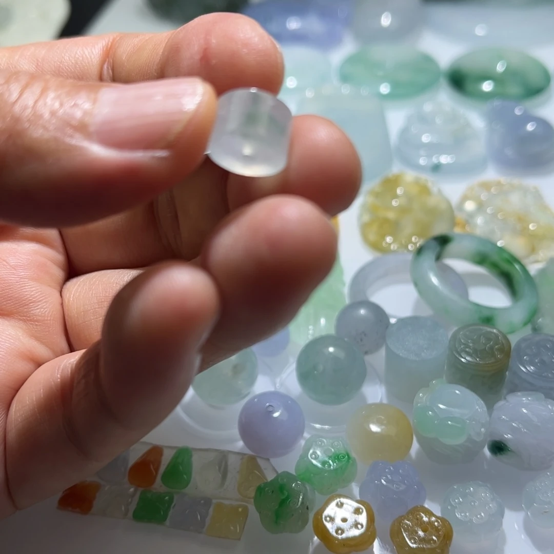 定制翡翠未镶嵌桶珠
