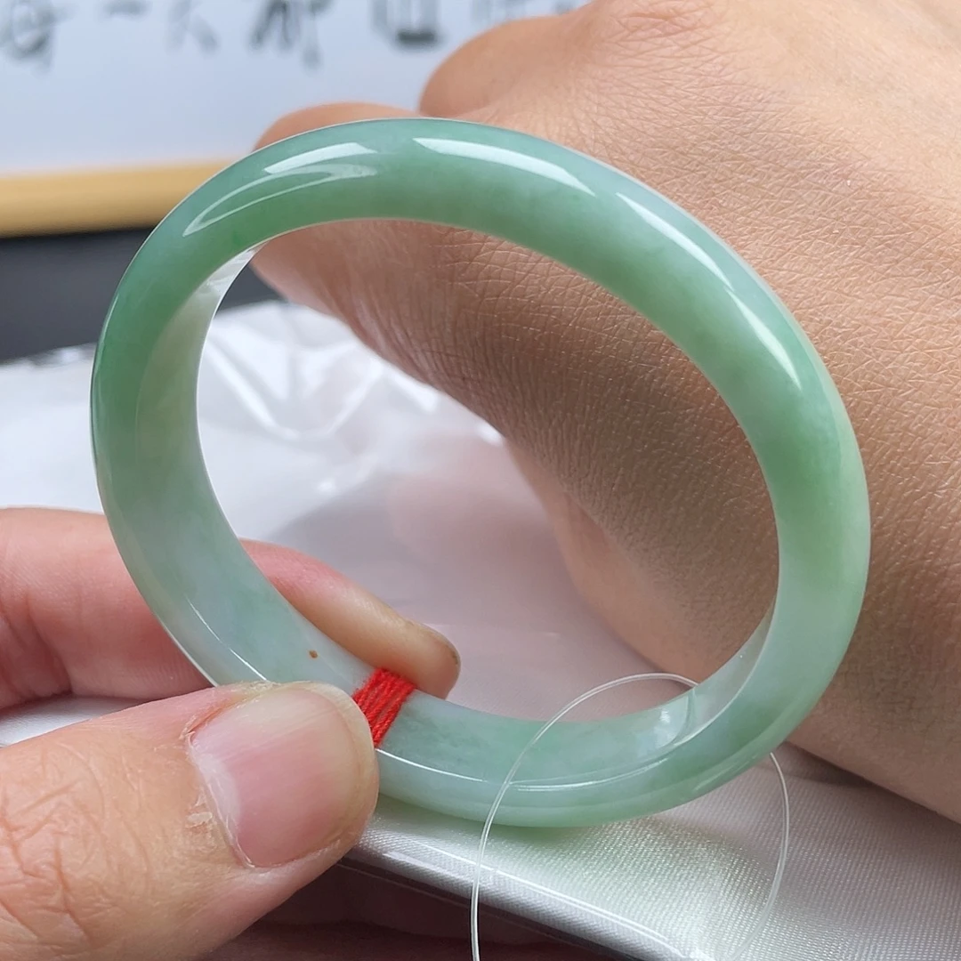 翡翠未镶嵌手镯贵妃53