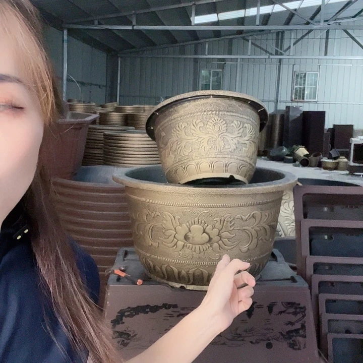 83口径花盆2个有孔