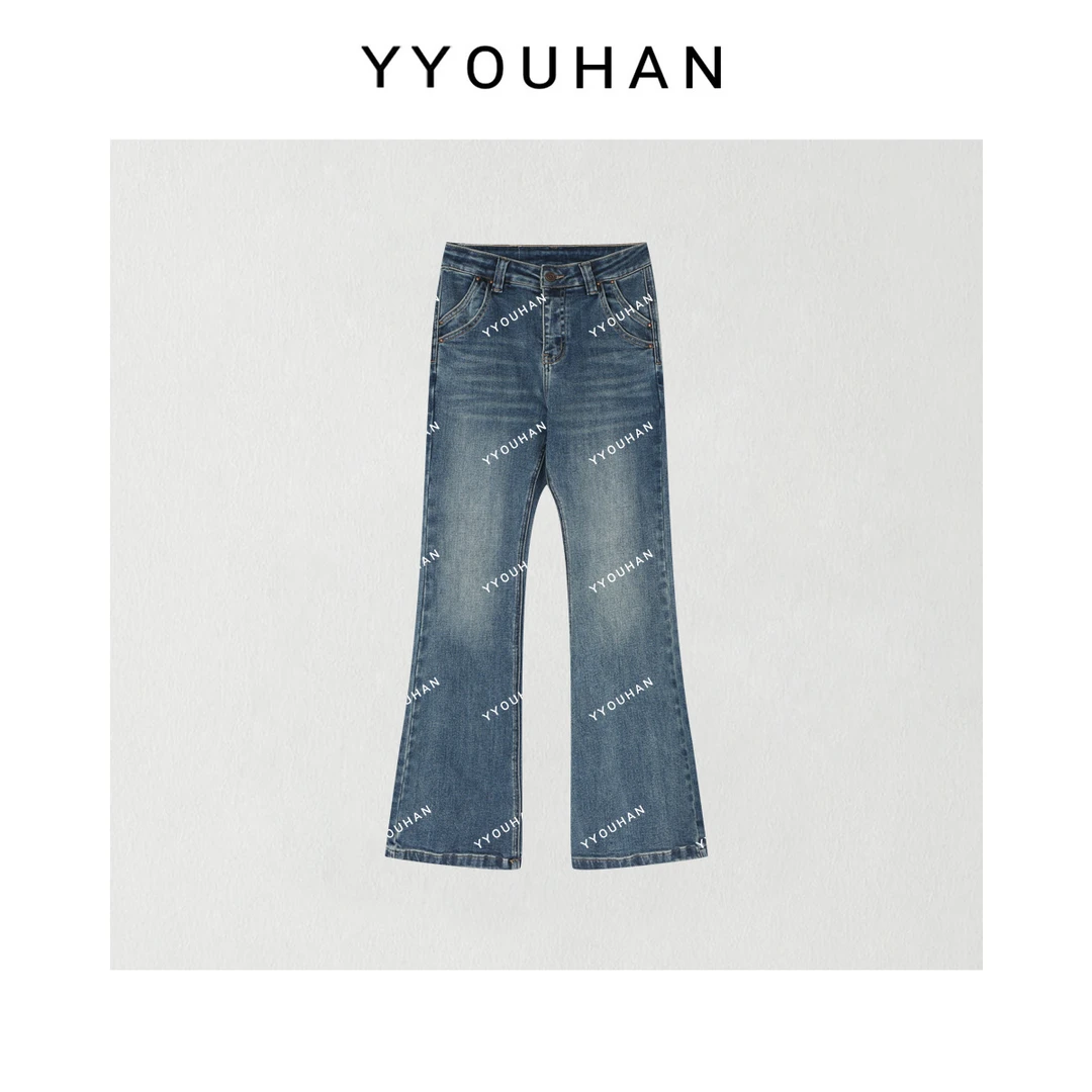月月 2025秋冬新款【自由域】显瘦百搭高腰微喇牛仔裤 2510C6592