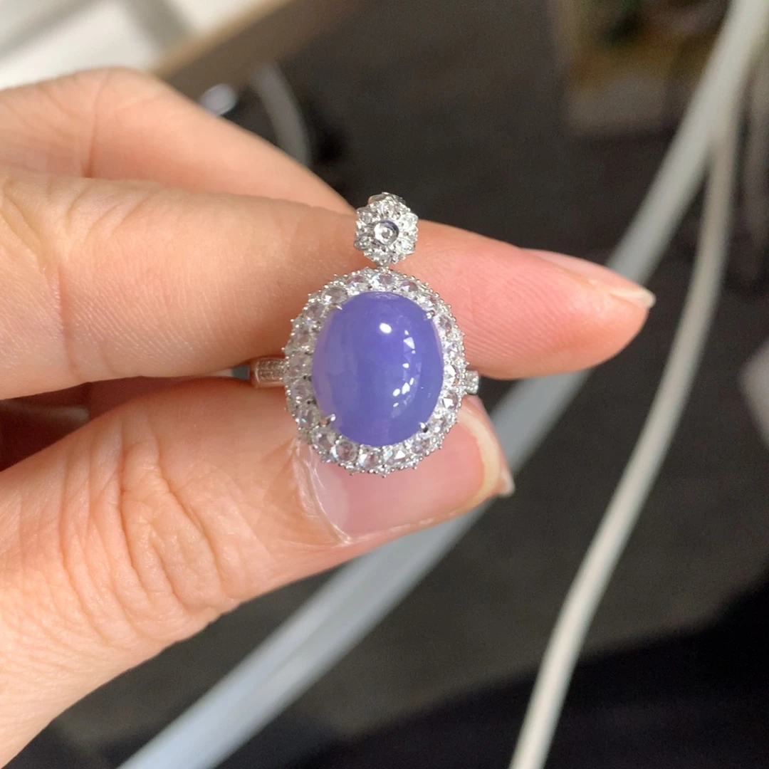 翡翠戒指18K金镶嵌翡翠