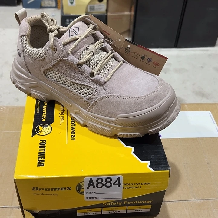 编884号。40码防砸防刺劳保鞋。