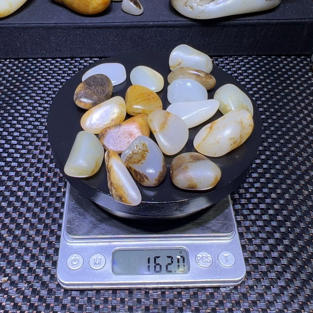 和田玉（子料）未镶嵌吊坠(不含链)162克